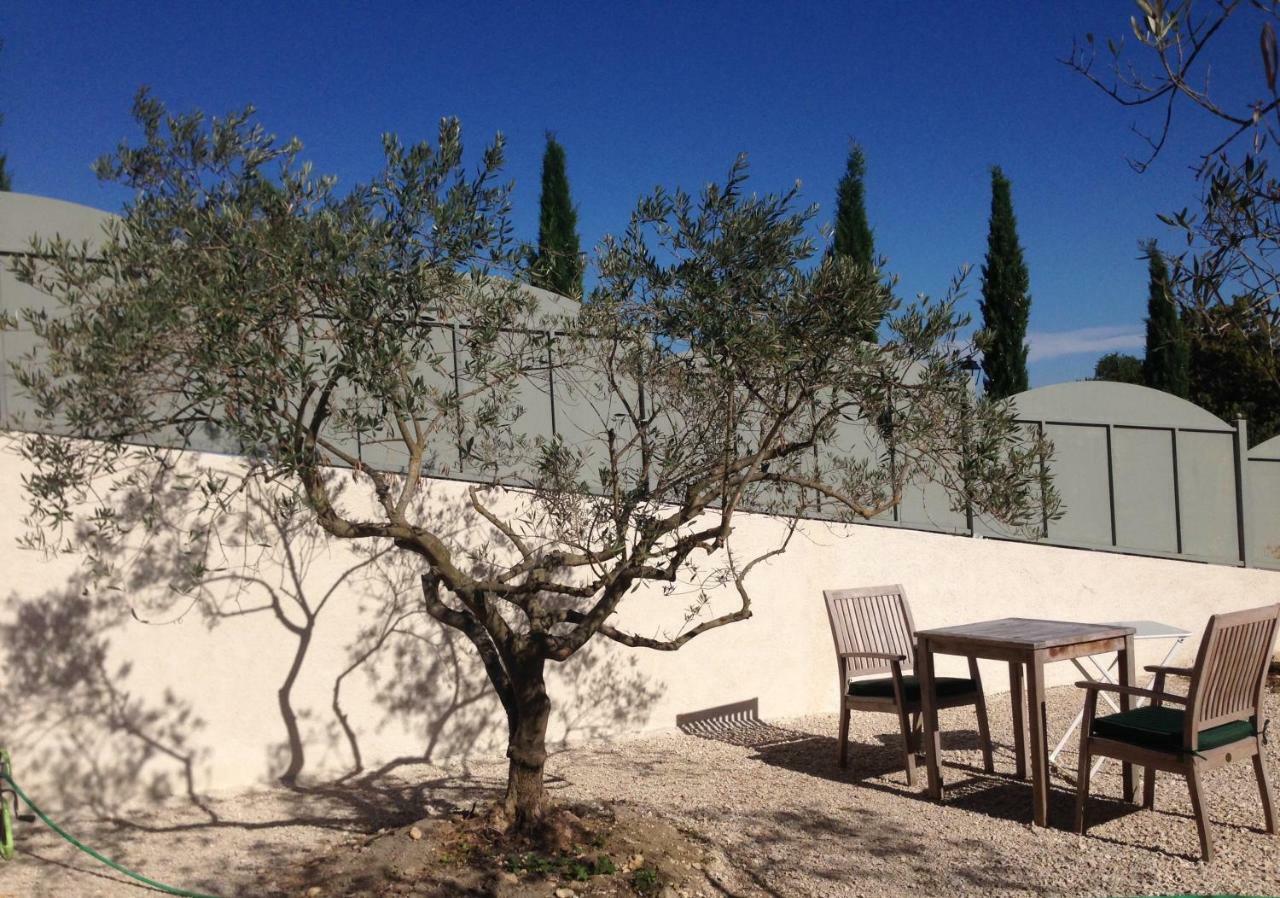 Maison D'Hotes Ventoureso Malemort-du-Comtat Bagian luar foto
